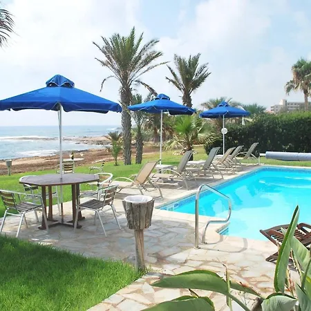 Villa Sea Front Villa, Heated Private Pool, Amazing Location Paphos 323