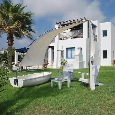 别墅 Sea Front Villa, Heated Private Pool, Amazing Location Paphos 323 基索内加