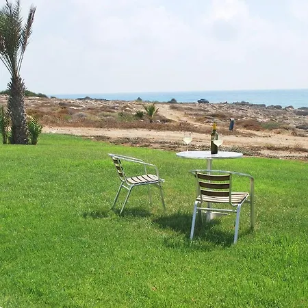 Villa Sea Front Villa, Heated Private Pool, Amazing Location Paphos 323