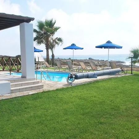 Villa Sea Front Villa, Heated Private Pool, Amazing Location Paphos 323
