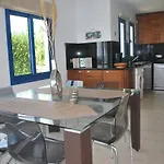 Villa Sea Front Villa, Heated Private Pool, Amazing Location Paphos 323 *