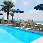 Sea Front Villa, Heated Private Pool, Amazing Location Paphos 323 Villa *
