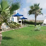 Villa Sea Front Villa, Heated Private Pool, Amazing Location Paphos 323 *