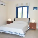 Sea Front Villa, Heated Private Pool, Amazing Location Paphos 323 * Kissonerga