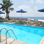 Sea Front Villa, Heated Private Pool, Amazing Location Paphos 323 * Kissonerga