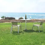 Sea Front Villa, Heated Private Pool, Amazing Location Paphos 323