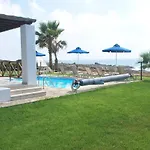 Villa Sea Front Villa, Heated Private Pool, Amazing Location Paphos 323