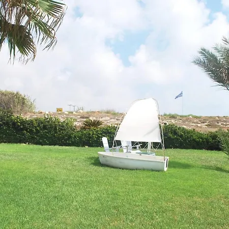 Villa Sea Front Villa, Heated Private Pool, Amazing Location Paphos 323