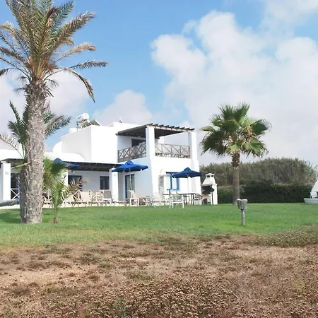 Villa Sea Front Villa, Heated Private Pool, Amazing Location Paphos 323 *