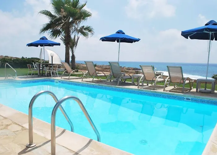 Villa Sea Front Villa, Heated Private Pool, Amazing Location Paphos 323