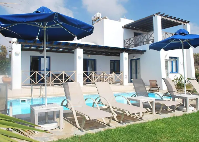 Sea Front Villa, Heated Private Pool, Amazing Location Paphos 323 Villa