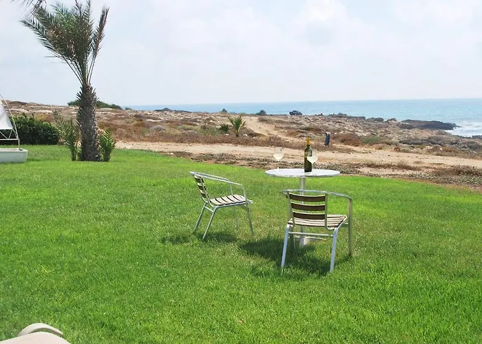 Villa Sea Front Villa, Heated Private Pool, Amazing Location Paphos 323