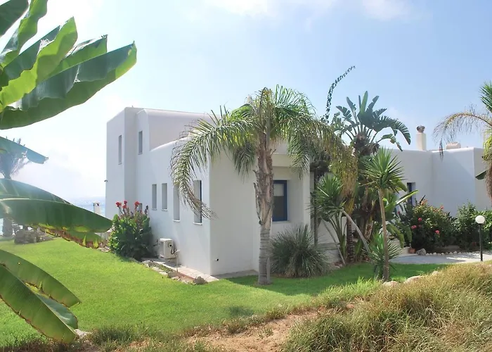 Sea Front Villa, Heated Private Pool, Amazing Location Paphos 323 *